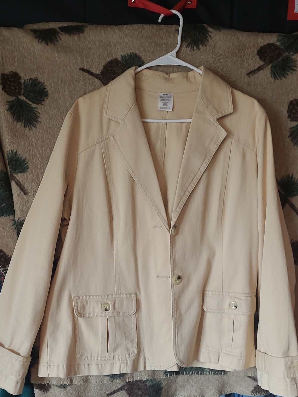 Women's Cream Notch Collar Blazer Jacket